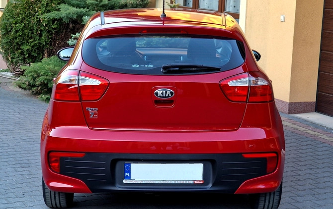 Kia Rio cena 37900 przebieg: 114000, rok produkcji 2016 z Nasielsk małe 562
